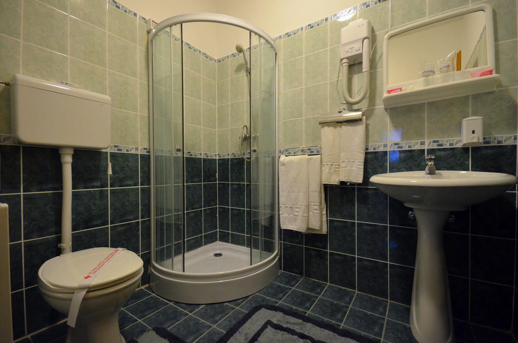 Art Garni Hotel Kanjiža Habitación foto